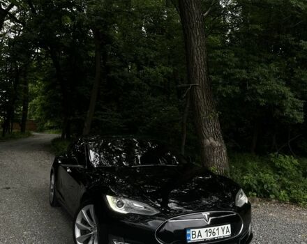 Черный Тесла Модель С, объемом двигателя 0 л и пробегом 240 тыс. км за 15300 $, фото 1 на Automoto.ua