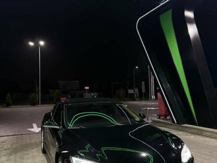 Чорний Тесла Модель С, об'ємом двигуна 0 л та пробігом 127 тис. км за 12000 $, фото 1 на Automoto.ua