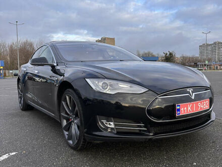 Черный Тесла Модель С, объемом двигателя 0 л и пробегом 116 тыс. км за 14950 $, фото 1 на Automoto.ua