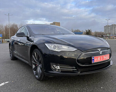 Черный Тесла Модель С, объемом двигателя 0 л и пробегом 116 тыс. км за 14950 $, фото 1 на Automoto.ua