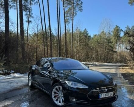 Черный Тесла Модель С, объемом двигателя 0 л и пробегом 134 тыс. км за 14700 $, фото 1 на Automoto.ua