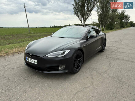 Тесла Модель С 2015 в Днепре (Днепропетровске) на Automoto.ua Черный Тесла Модель С, объемом двигателя 0 л и пробегом 162 тыс. км за 17200 $, фото 1 на Automoto.ua