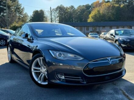 Тесла Модель С 2015 в Хмельницком на Automoto.ua Черный Тесла Модель С, объемом двигателя 0 л и пробегом 139 тыс. км за 8000 $, фото 1 на Automoto.ua
