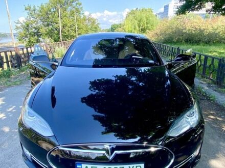 Чорний Тесла Модель С, об'ємом двигуна 0 л та пробігом 107 тис. км за 15500 $, фото 1 на Automoto.ua