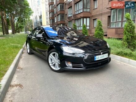 Чорний Тесла Модель С, об'ємом двигуна 0 л та пробігом 300 тис. км за 10900 $, фото 1 на Automoto.ua