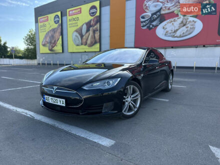 Черный Тесла Модель С, объемом двигателя 0 л и пробегом 147 тыс. км за 19500 $, фото 1 на Automoto.ua