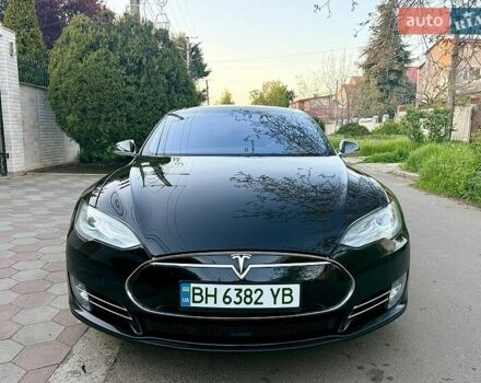 Черный Тесла Модель С, объемом двигателя 0 л и пробегом 103 тыс. км за 15700 $, фото 1 на Automoto.ua