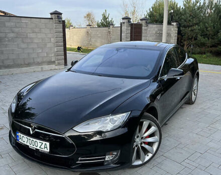 Черный Тесла Модель С, объемом двигателя 0 л и пробегом 130 тыс. км за 18500 $, фото 1 на Automoto.ua