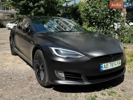 Черный Тесла Модель С, объемом двигателя 0 л и пробегом 184 тыс. км за 18500 $, фото 1 на Automoto.ua