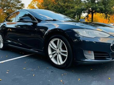 Черный Тесла Модель С, объемом двигателя 0 л и пробегом 75 тыс. км за 7000 $, фото 1 на Automoto.ua