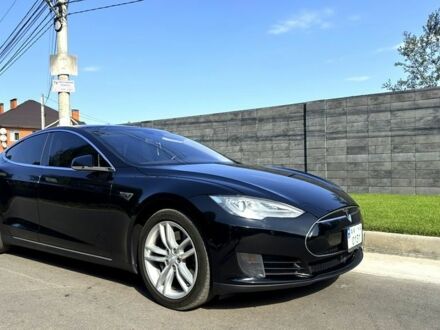 Тесла Модель С 2015 в Кельменцах на Automoto.ua Черный Тесла Модель С, объемом двигателя 0 л и пробегом 67 тыс. км за 7450 $, фото 1 на Automoto.ua