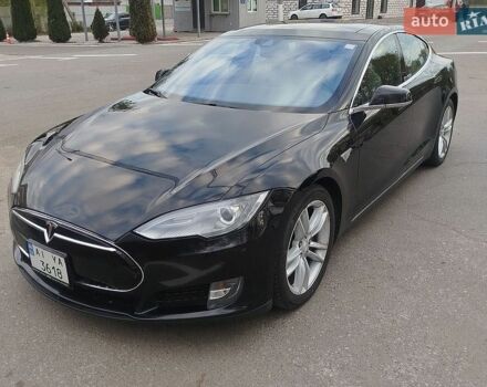 Черный Тесла Модель С, объемом двигателя 0 л и пробегом 190 тыс. км за 13300 $, фото 1 на Automoto.ua