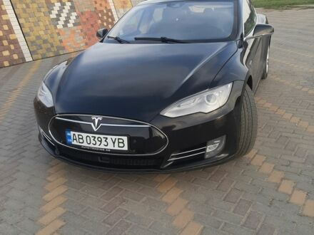 Чорний Тесла Модель С, об'ємом двигуна 0 л та пробігом 160 тис. км за 15500 $, фото 1 на Automoto.ua