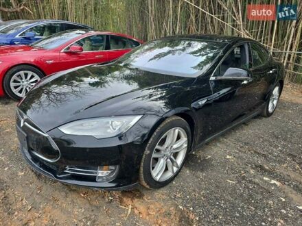Тесла Модель С 2015 у Києві на Automoto.ua Чорний Тесла Модель С, об'ємом двигуна 0 л та пробігом 158 тис. км за 9000 $, фото 1 на Automoto.ua