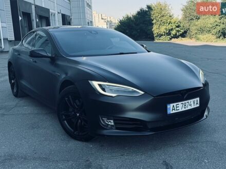 Черный Тесла Модель С, объемом двигателя 0 л и пробегом 186 тыс. км за 16490 $, фото 1 на Automoto.ua
