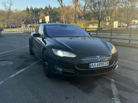Черный Тесла Модель С, объемом двигателя 0 л и пробегом 146 тыс. км за 13000 $, фото 1 на Automoto.ua