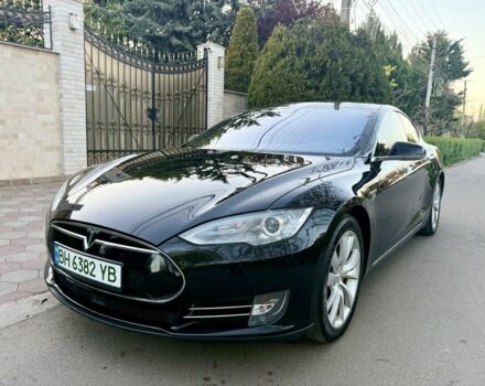 Черный Тесла Модель С, объемом двигателя 0 л и пробегом 103 тыс. км за 15700 $, фото 1 на Automoto.ua