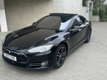 Черный Тесла Модель С, объемом двигателя 0 л и пробегом 200 тыс. км за 13500 $, фото 1 на Automoto.ua