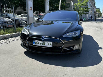 Чорний Тесла Модель С, об'ємом двигуна 0 л та пробігом 100 тис. км за 22500 $, фото 1 на Automoto.ua