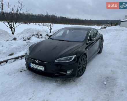 Черный Тесла Модель С, объемом двигателя 0 л и пробегом 240 тыс. км за 14700 $, фото 1 на Automoto.ua