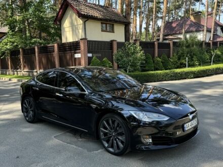 Черный Тесла Модель С, объемом двигателя 0 л и пробегом 128 тыс. км за 24800 $, фото 1 на Automoto.ua