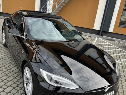 Черный Тесла Модель С, объемом двигателя 0 л и пробегом 147 тыс. км за 17600 $, фото 1 на Automoto.ua