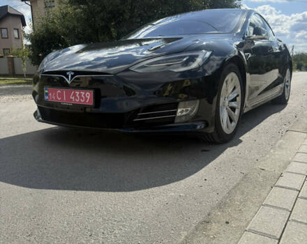 Черный Тесла Модель С, объемом двигателя 0 л и пробегом 197 тыс. км за 15500 $, фото 1 на Automoto.ua