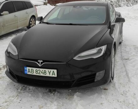 Черный Тесла Модель С, объемом двигателя 0 л и пробегом 155 тыс. км за 15500 $, фото 1 на Automoto.ua