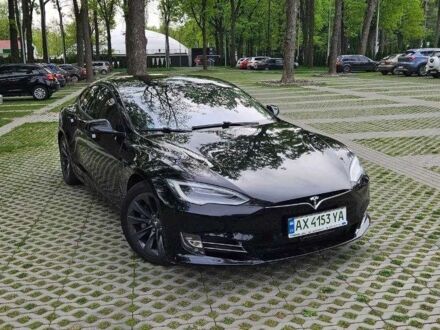 Черный Тесла Модель С, объемом двигателя 0 л и пробегом 199 тыс. км за 15299 $, фото 1 на Automoto.ua