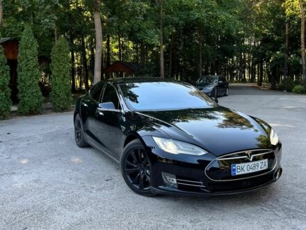 Чорний Тесла Модель С, об'ємом двигуна 0 л та пробігом 167 тис. км за 16000 $, фото 1 на Automoto.ua