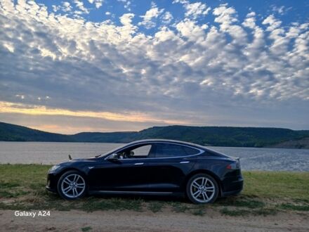 Тесла Модель С 2016 у Івано-Франківську на Automoto.ua Чорний Тесла Модель С, об'ємом двигуна 0 л та пробігом 206 тис. км за 321 $, фото 1 на Automoto.ua