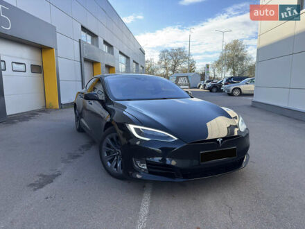 Тесла Модель С 2016 в Киеве на Automoto.ua Черный Тесла Модель С, объемом двигателя 0 л и пробегом 120 тыс. км за 22000 $, фото 1 на Automoto.ua