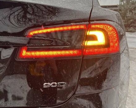 Чорний Тесла Модель С, об'ємом двигуна 0 л та пробігом 118 тис. км за 18881 $, фото 1 на Automoto.ua