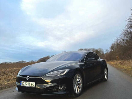 Черный Тесла Модель С, объемом двигателя 0 л и пробегом 148 тыс. км за 16500 $, фото 1 на Automoto.ua