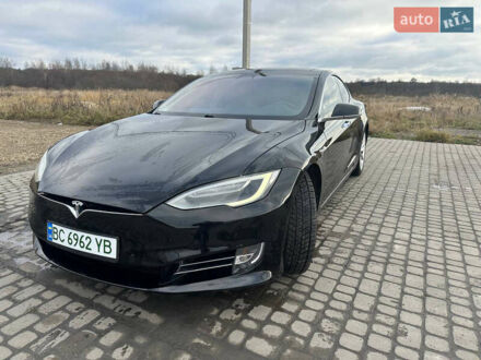 Черный Тесла Модель С, объемом двигателя 0 л и пробегом 250 тыс. км за 15800 $, фото 1 на Automoto.ua
