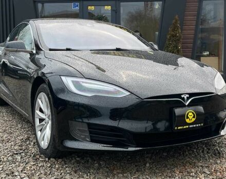 Черный Тесла Модель С, объемом двигателя 0 л и пробегом 152 тыс. км за 18900 $, фото 1 на Automoto.ua