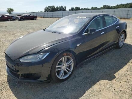Тесла Модель С 2016 в Львове на Automoto.ua Черный Тесла Модель С, объемом двигателя 0 л и пробегом 65 тыс. км за 4900 $, фото 1 на Automoto.ua