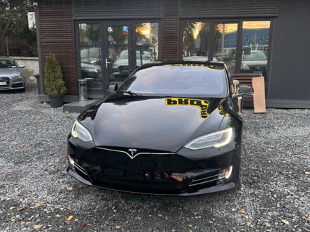 Черный Тесла Модель С, объемом двигателя 0 л и пробегом 131 тыс. км за 22500 $, фото 1 на Automoto.ua