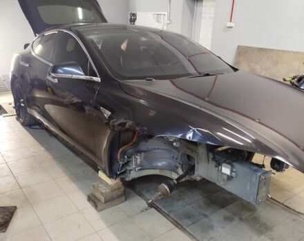 Чорний Тесла Модель С, об'ємом двигуна 0 л та пробігом 165 тис. км за 8300 $, фото 1 на Automoto.ua