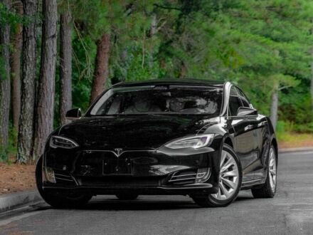 Тесла Модель С 2017 в Львове на Automoto.ua Черный Тесла Модель С, объемом двигателя 0 л и пробегом 68 тыс. км за 13000 $, фото 1 на Automoto.ua