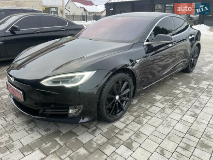 Черный Тесла Модель С, объемом двигателя 0 л и пробегом 114 тыс. км за 32000 $, фото 1 на Automoto.ua