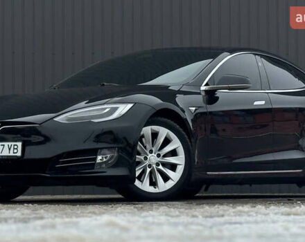 Черный Тесла Модель С, объемом двигателя 0 л и пробегом 191 тыс. км за 18950 $, фото 1 на Automoto.ua