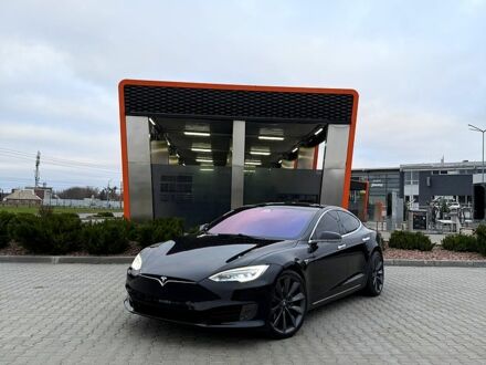 Черный Тесла Модель С, объемом двигателя 0.24 л и пробегом 240 тыс. км за 16000 $, фото 1 на Automoto.ua