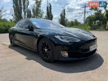 Черный Тесла Модель С, объемом двигателя 0 л и пробегом 136 тыс. км за 19000 $, фото 1 на Automoto.ua