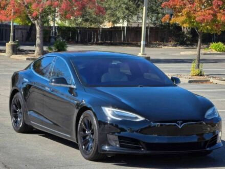 Тесла Модель С 2017 в Одессе на Automoto.ua Черный Тесла Модель С, объемом двигателя 0 л и пробегом 68 тыс. км за 16700 $, фото 1 на Automoto.ua