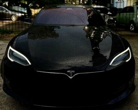 Черный Тесла Модель С, объемом двигателя 0 л и пробегом 66 тыс. км за 15999 $, фото 1 на Automoto.ua