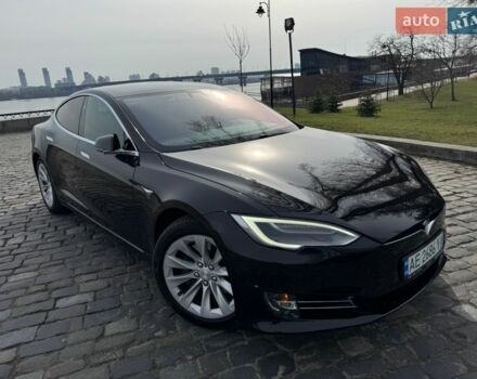 Чорний Тесла Модель С, об'ємом двигуна 0 л та пробігом 130 тис. км за 21000 $, фото 1 на Automoto.ua