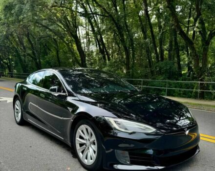 Чорний Тесла Модель С, об'ємом двигуна 0 л та пробігом 65 тис. км за 5600 $, фото 1 на Automoto.ua