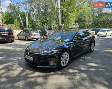 Чорний Тесла Модель С, об'ємом двигуна 0 л та пробігом 120 тис. км за 18900 $, фото 1 на Automoto.ua