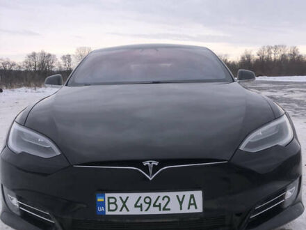Черный Тесла Модель С, объемом двигателя 0 л и пробегом 298 тыс. км за 16800 $, фото 1 на Automoto.ua